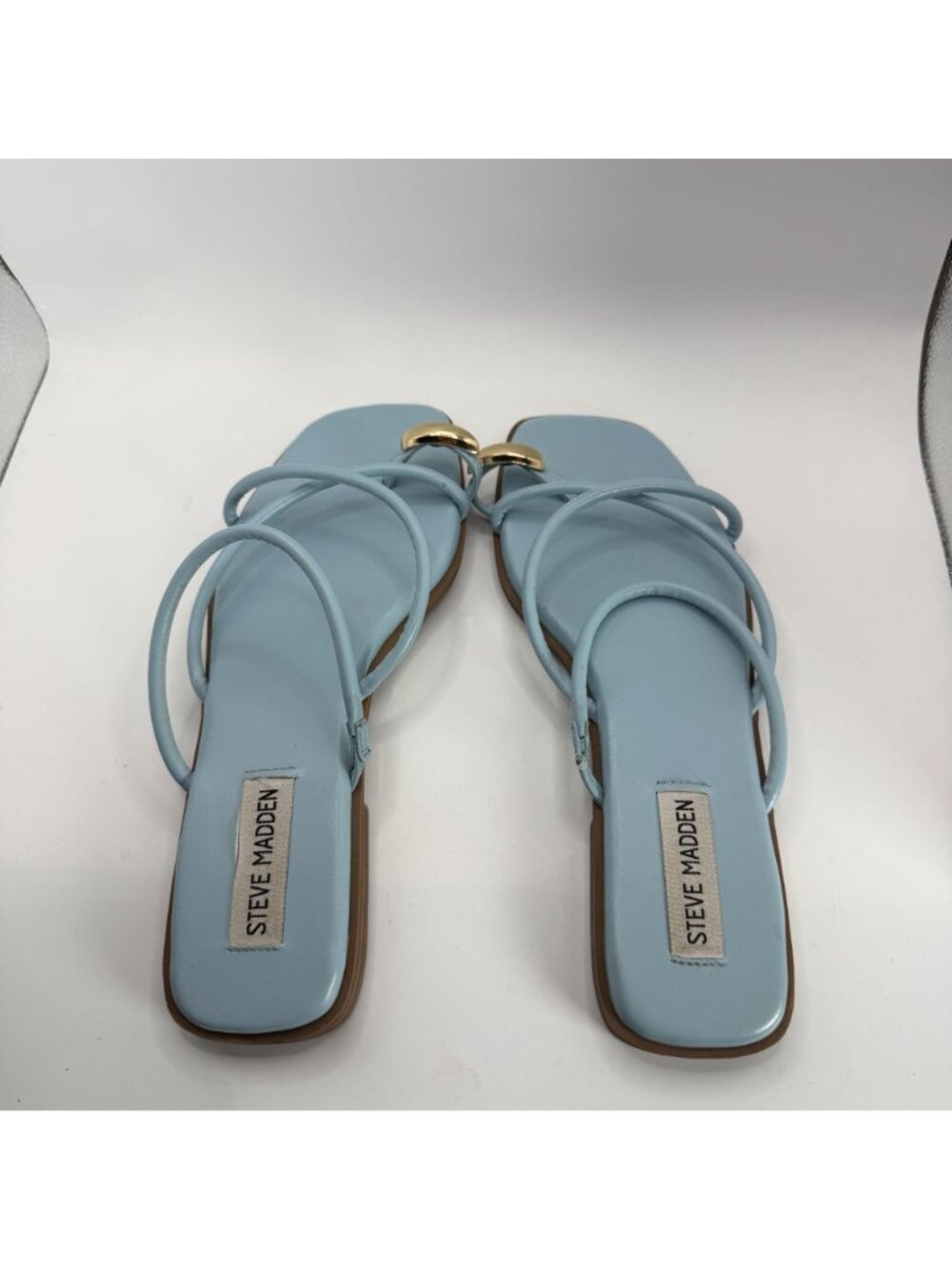 Steve Madden Light Blue Strappy Sandals With Gold Accent Square Toe Size 8.5M Pr - Picture 4 of 7